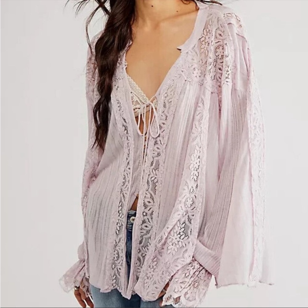 Free People Georgia Lace Tunic Top Lavender
Light Button Tie Front Oversized L